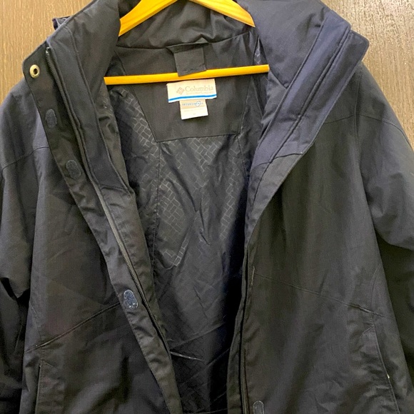 Winter, Spring, Fall Coat - Picture 6 of 8